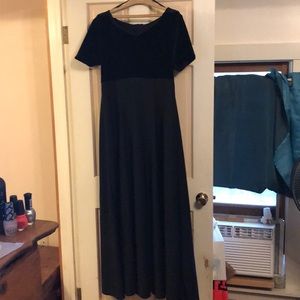 Black choir dress